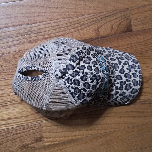 Arrowhead Hat Company, leopard print - Picture 2 of 4